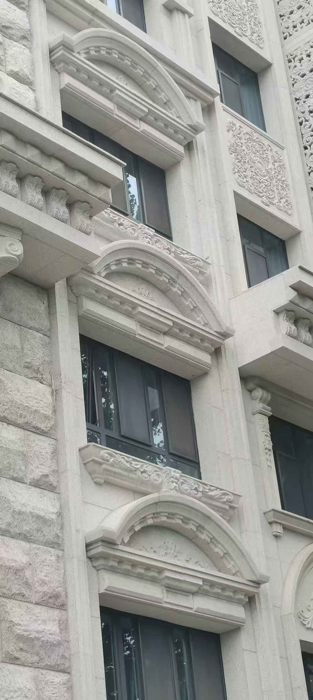 克拉玛依芝麻白异形 石材异形定制