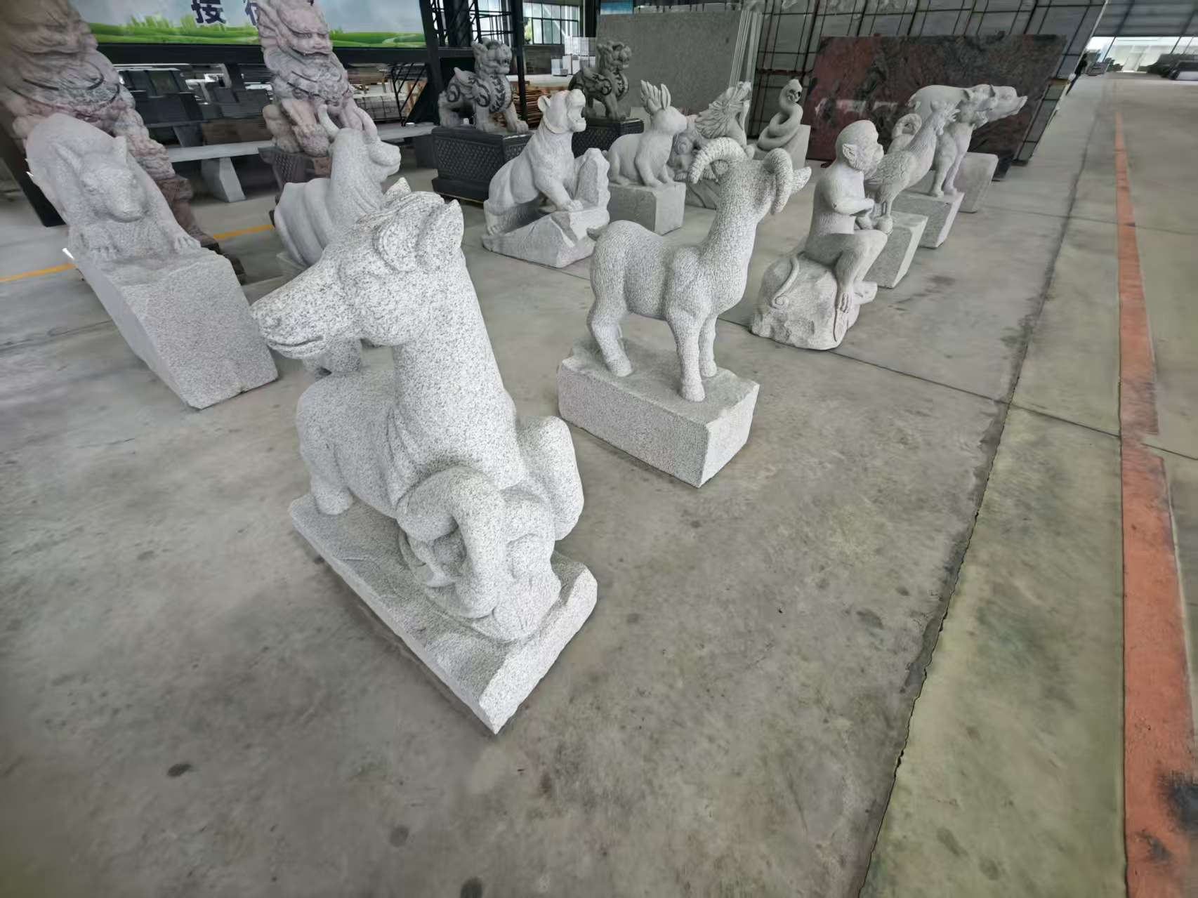 克拉玛依芝麻白雕刻 十二生肖 异形雕刻
