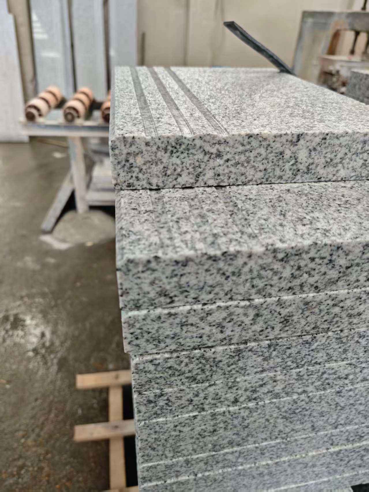 克拉玛依芝麻白楼梯踏步